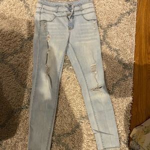 Refuge Size 6 High Waisted Light Blue Jeans